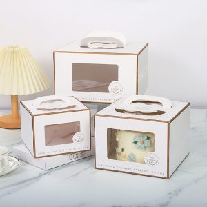 Cake box with window