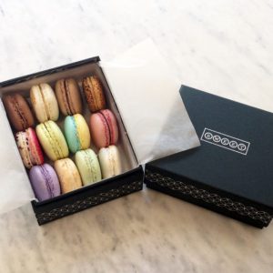 Macaron Rigid Box